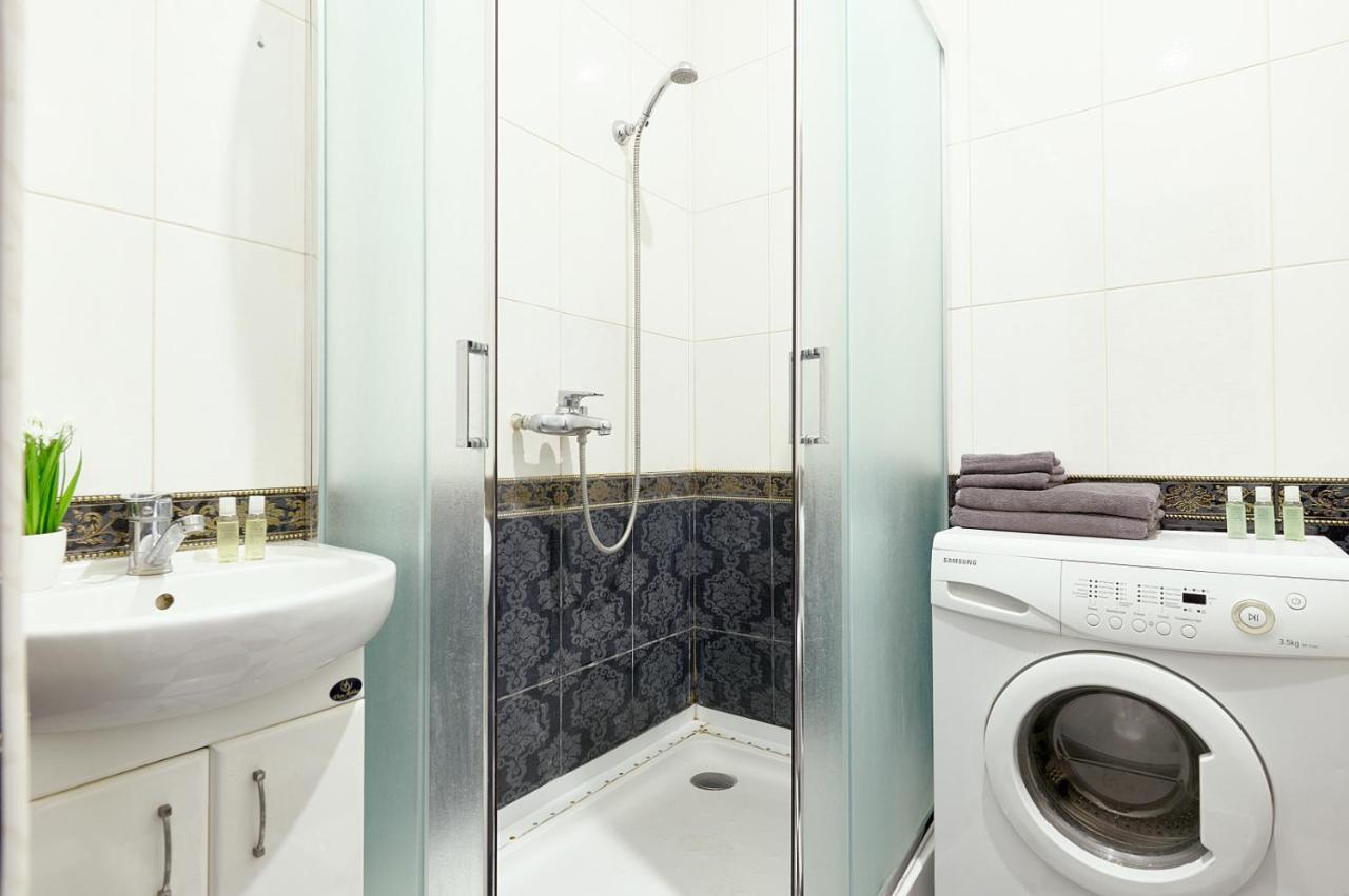 S12-58 Modern Aparthotel With Two 2Bedrooms In Central Kiev - Bessarabska Squere - Gulliver Mall - Olympic Stadium - Palace Of Sports - Saksahanskoho St, 12Б Zewnętrze zdjęcie
